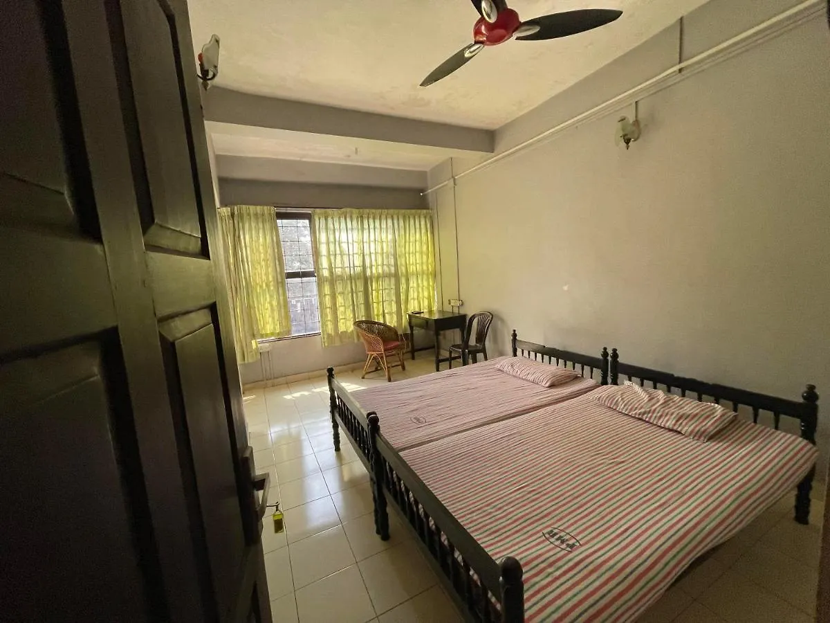 Pmr Grandays Airport Road Otel Kondotty