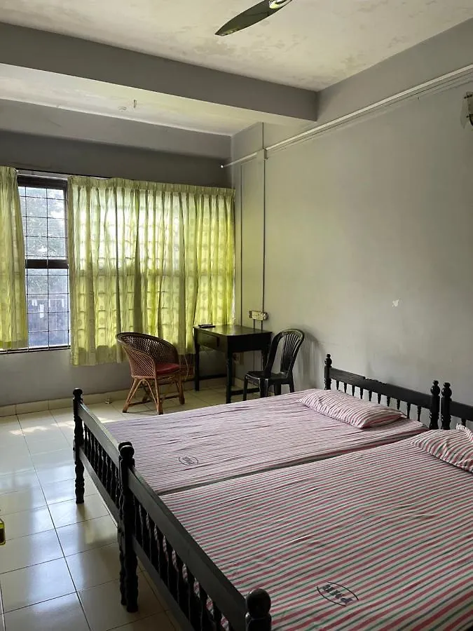 Pmr Grandays Airport Road Hotel Kondotty 2*,  India